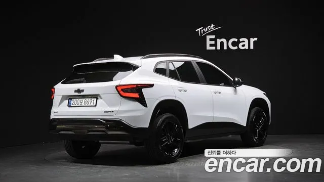 Chevrolet Tracker 2023 thumb 2