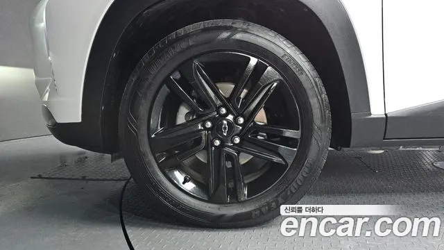 Chevrolet Tracker 2023 thumb 5