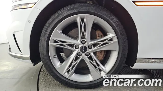 Genesis G90 2023 thumb 5