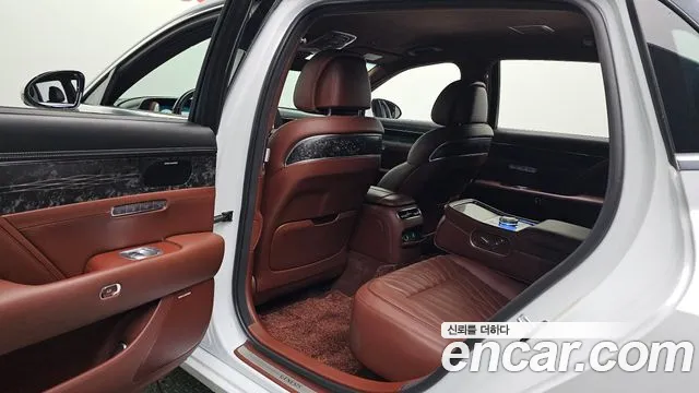 Genesis G90 2023 thumb 11
