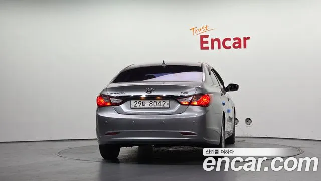 Hyundai Sonata 2010 thumb 4