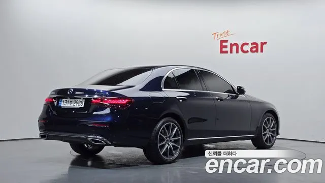 Mercedes-Benz E-Класс 2022 thumb 2