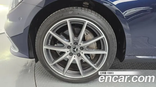 Mercedes-Benz E-Класс 2022 thumb 5