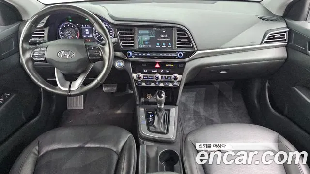 Hyundai Avante 2018 thumb 7