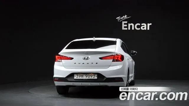 Hyundai Avante 2018 thumb 4