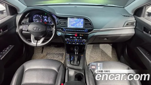 Hyundai Avante 2018 thumb 7