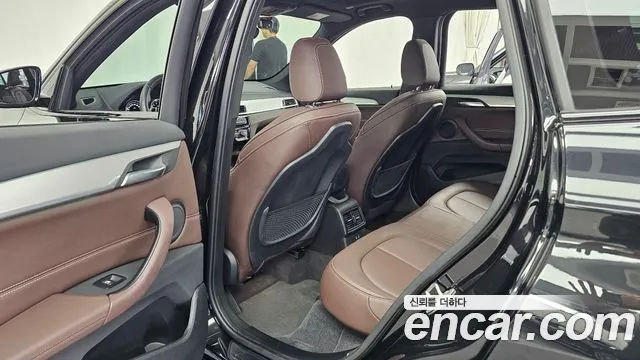 BMW X1 2022 thumb 12