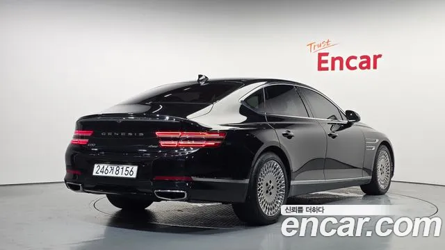 Genesis G80 2022 thumb 2