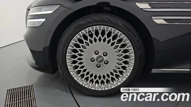 Genesis G80 2022 thumb 5