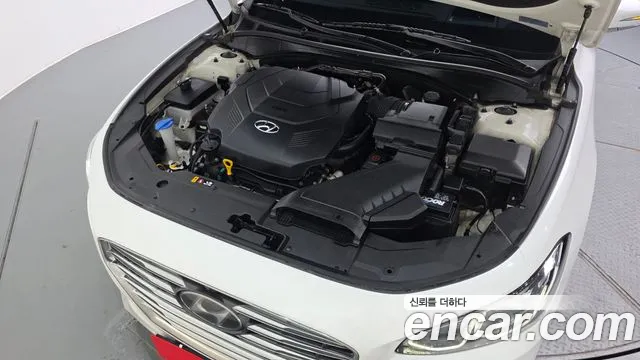 Hyundai Grandeur 2017 thumb 6