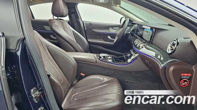 Mercedes-Benz CLS-Class 2019 thumb 11