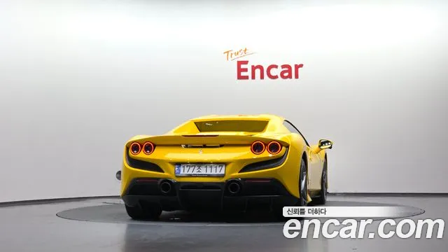 Ferrari F8 2021 thumb 4