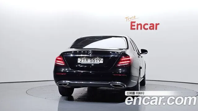 Mercedes-Benz E-Класс 2018 thumb 4
