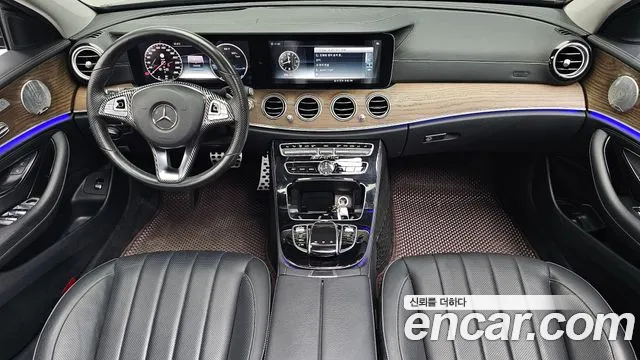Mercedes-Benz E-Класс 2018 thumb 7