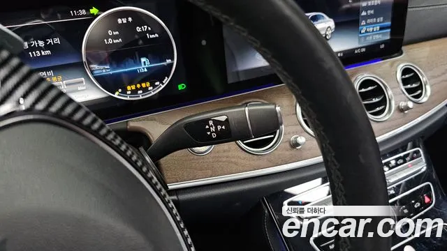 Mercedes-Benz E-Класс 2018 thumb 9