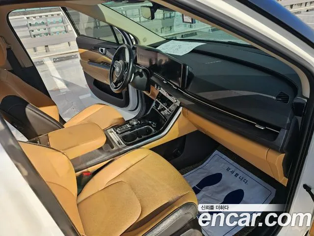 Kia Carnival 2021 thumb 9