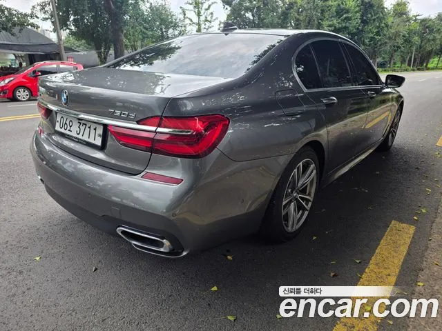 BMW 7 серии 2017 thumb 2