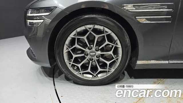 Genesis G80 2021 thumb 5