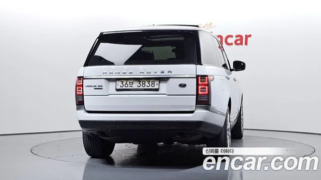 Land Rover Range Rover 2015 thumb 4