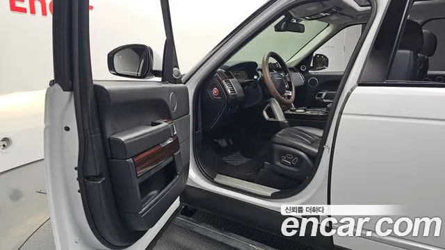 Land Rover Range Rover 2015 thumb 10