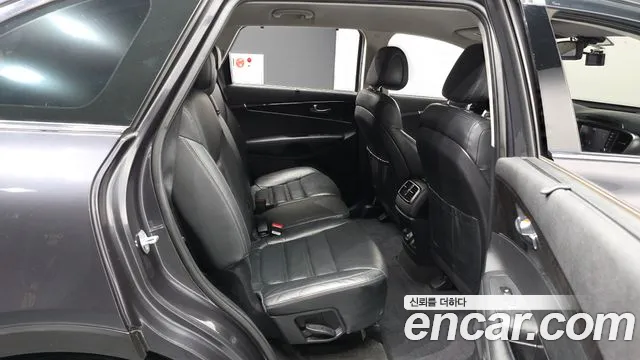 Kia Sorento 2015 thumb 12