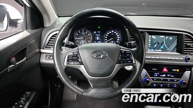 Hyundai Avante 2016 thumb 12