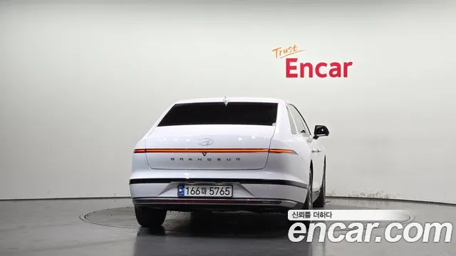 Hyundai Grandeur 2023 thumb 4
