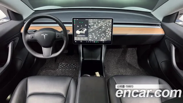 Tesla Model 3 2020 thumb 6