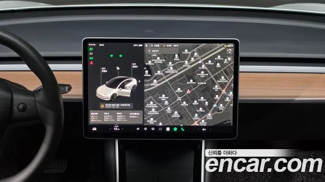 Tesla Model 3 2020 thumb 12