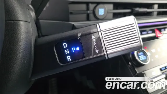 Hyundai Santa Fe 2024 thumb 9