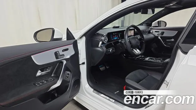 Mercedes-Benz CLA 2025 thumb 9