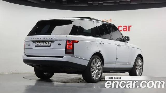 Land Rover Range Rover 2015 thumb 2