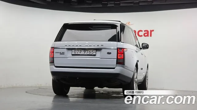 Land Rover Range Rover 2015 thumb 4