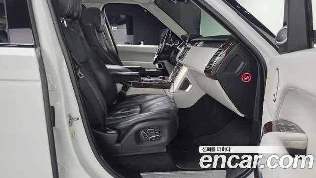 Land Rover Range Rover 2015 thumb 11