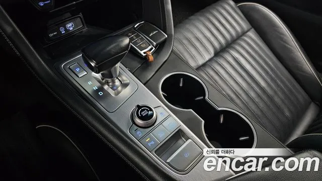 Genesis G70 2017 thumb 9