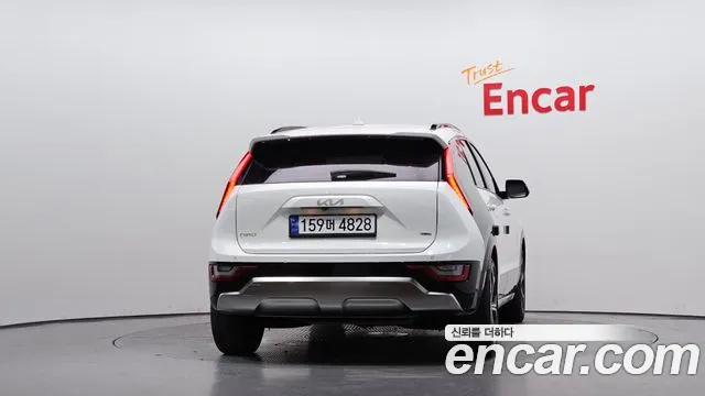 Kia Niro 2022 thumb 4