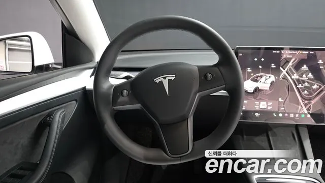 Tesla Model Y 2024 thumb 12