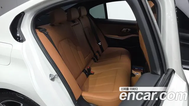 BMW 3 серии 2024 thumb 10