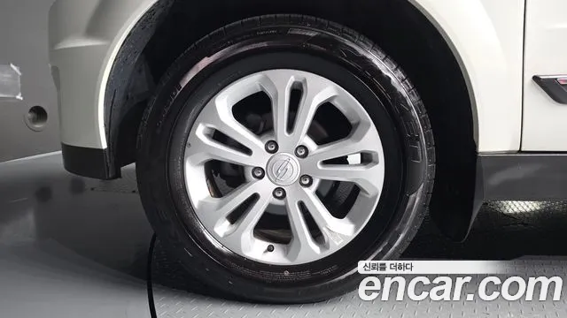 KG_Mobility_Ssangyong KORANDO 2017 thumb 5