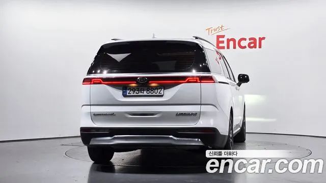 Kia Carnival 2020 thumb 4
