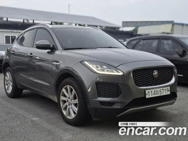 Jaguar E-Pace 2019 thumb 2