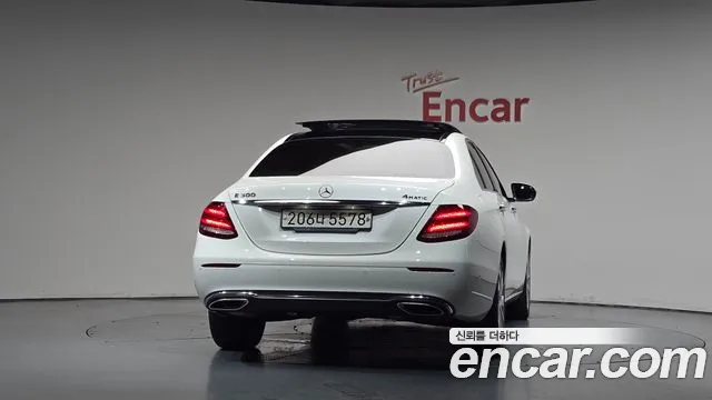 Mercedes-Benz E-Класс 2019 thumb 3