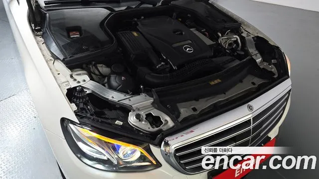 Mercedes-Benz E-Класс 2019 thumb 5