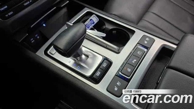 Genesis G80 2017 thumb 9