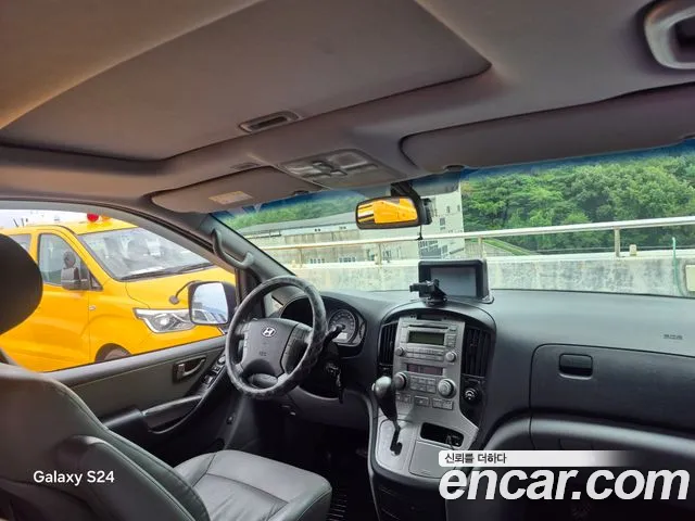 Hyundai Starex 2013 thumb 6