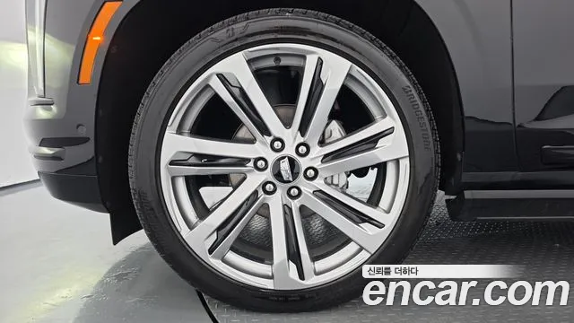 Cadillac Escalade 2025 thumb 5