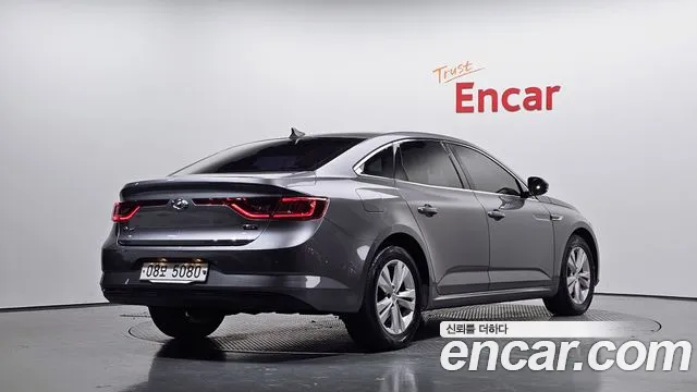 Renault Megane 2017 thumb 2