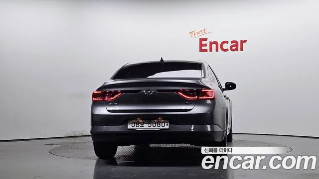 Renault Megane 2017 thumb 4