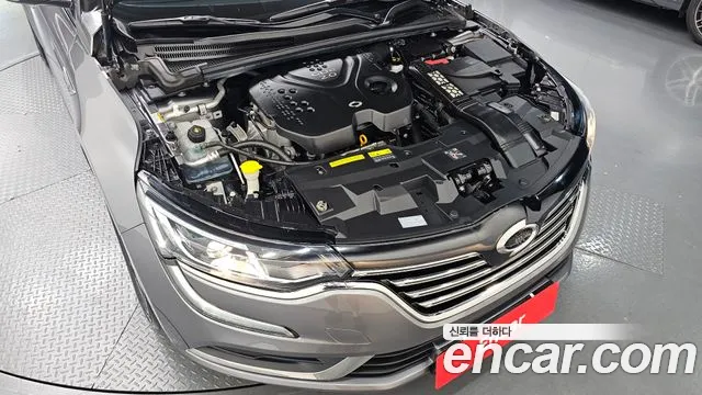 Renault Megane 2017 thumb 6