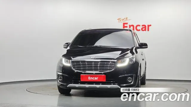 Kia Carnival 2018 thumb 3